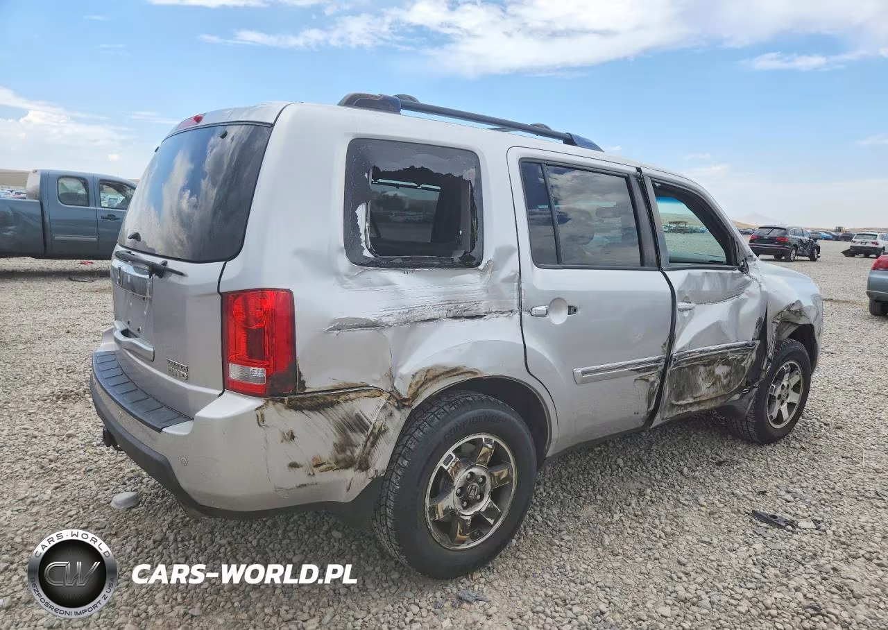 2010 Honda Pilot Touring VIN:5FNYF4H86AB023160 - 3