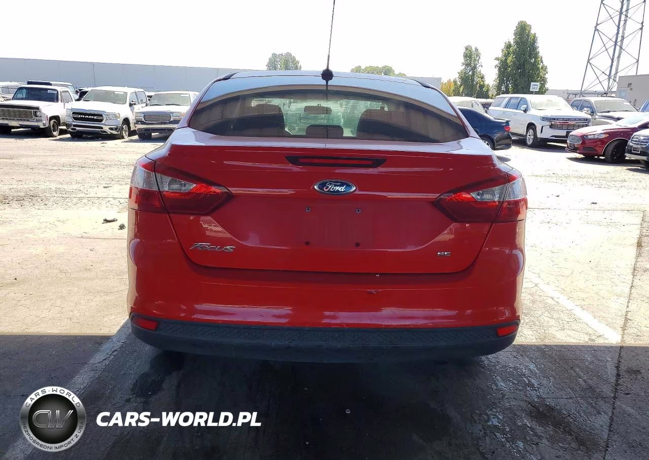 2014 Ford Focus Se VIN:1FADP3F20EL318493 - 6