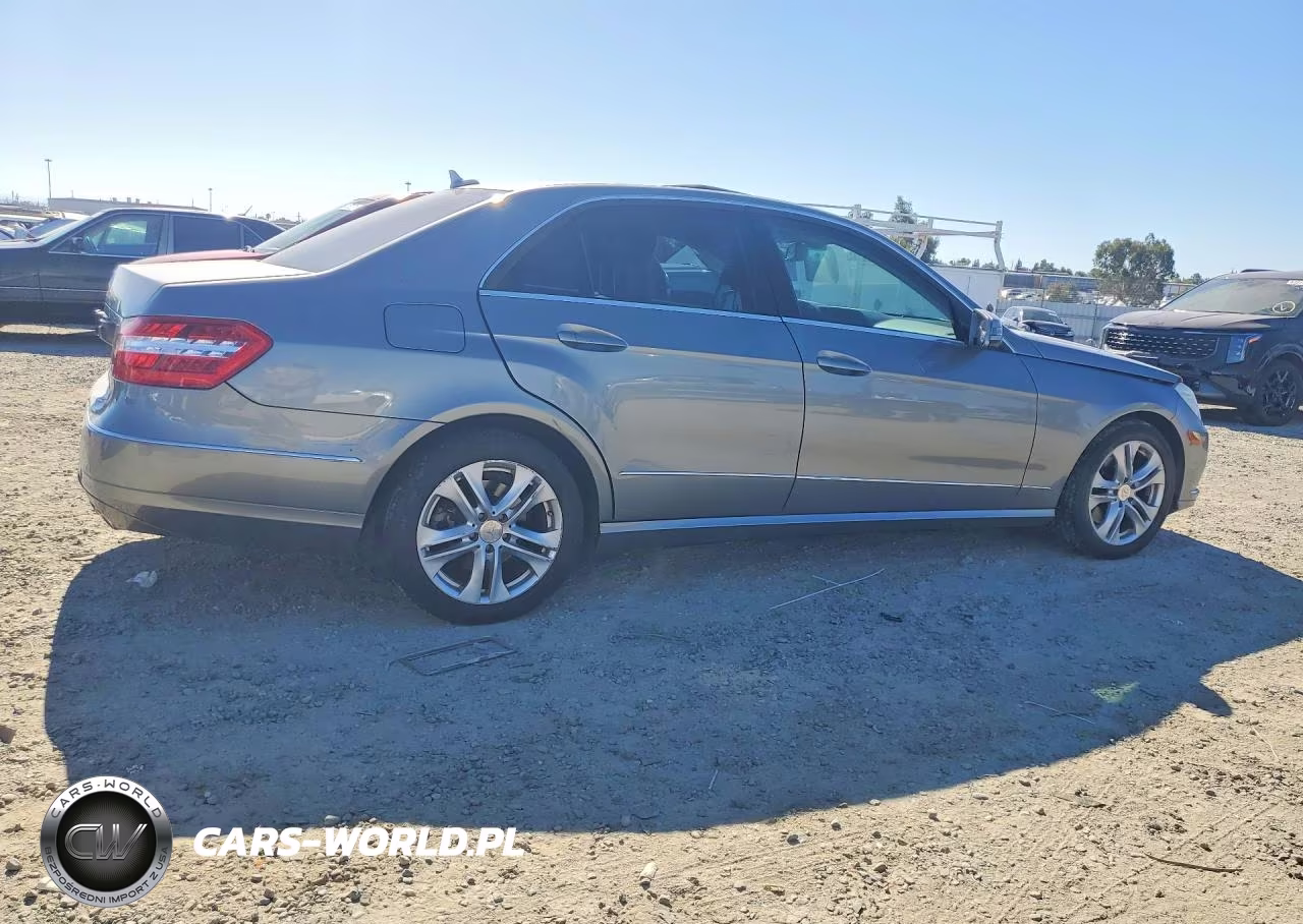 2010 Mercedes-Benz E 350 VIN:WDDHF5GBXAA250885 - 3