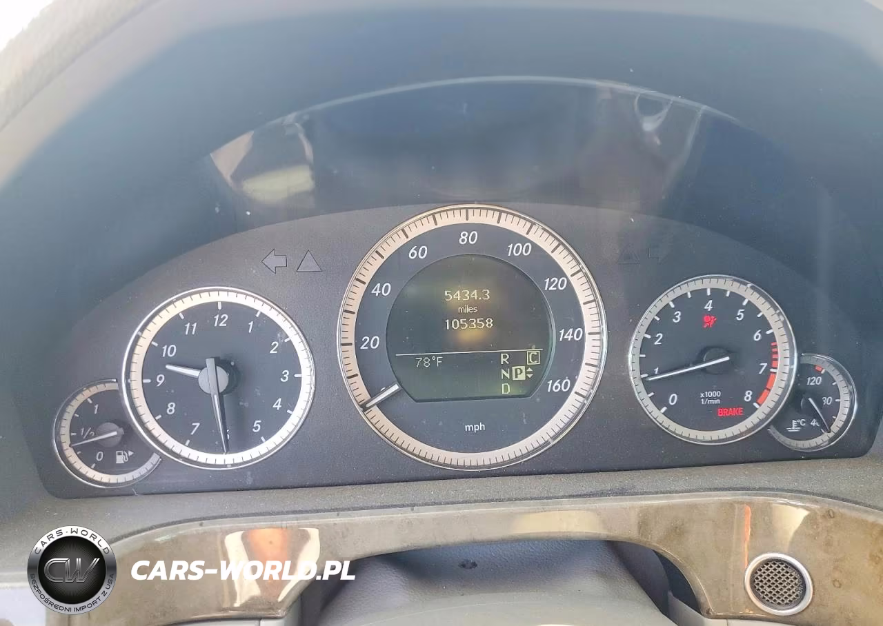 2010 Mercedes-Benz E 350 VIN:WDDHF5GBXAA250885 - 9
