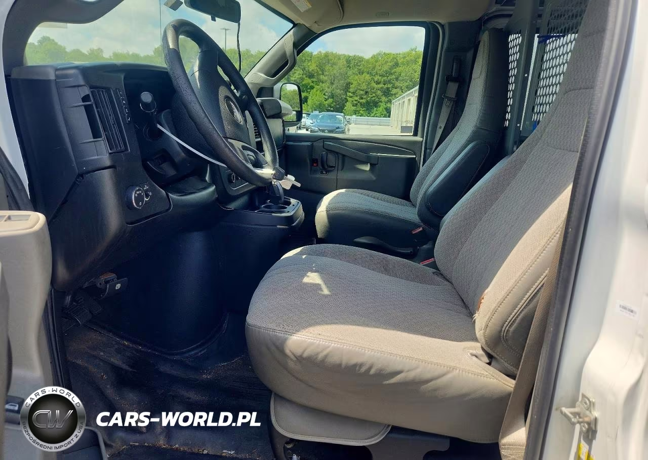2017 GMC Savana G2500 VIN:1GTW7AFF8H1110260 - 7