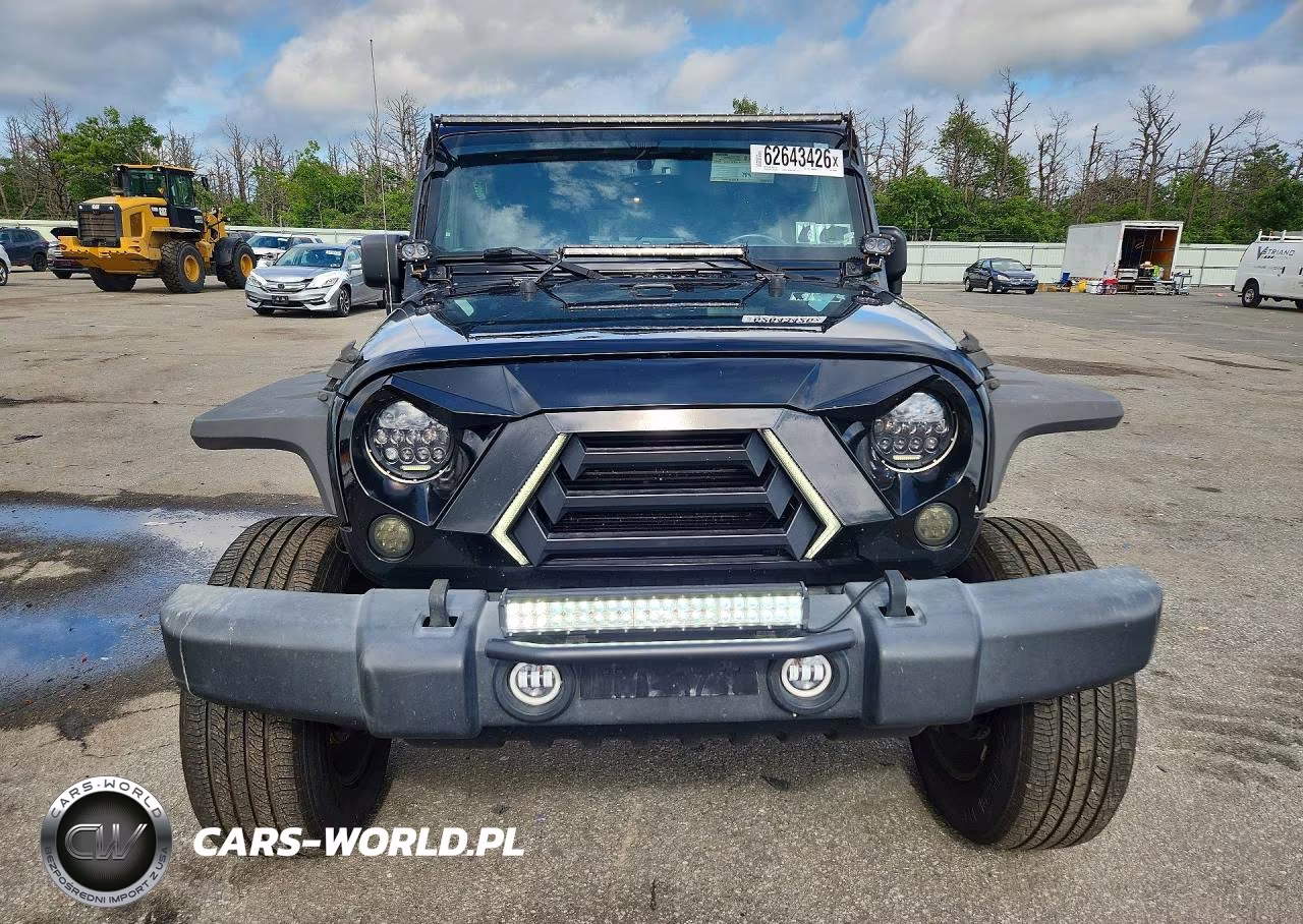 2016 Jeep Wrangler Unlimited Sport VIN:1C4BJWDG8GL263880 - 5