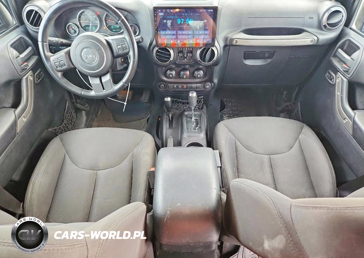 2016 Jeep Wrangler Unlimited Sport VIN:1C4BJWDG8GL263880 - 8