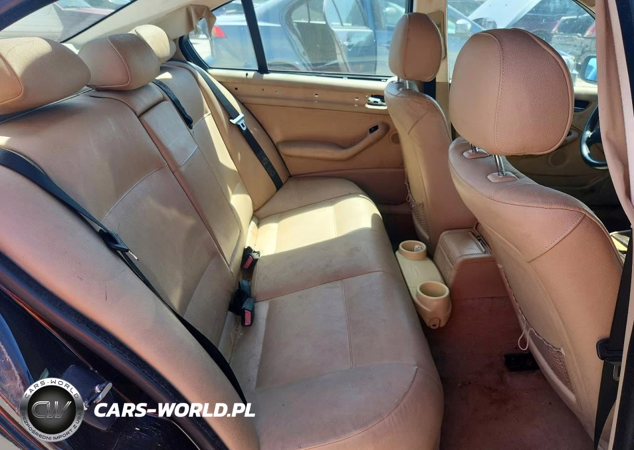 2003 BMW 325 I VIN:WBAET37413NJ31708 - 10