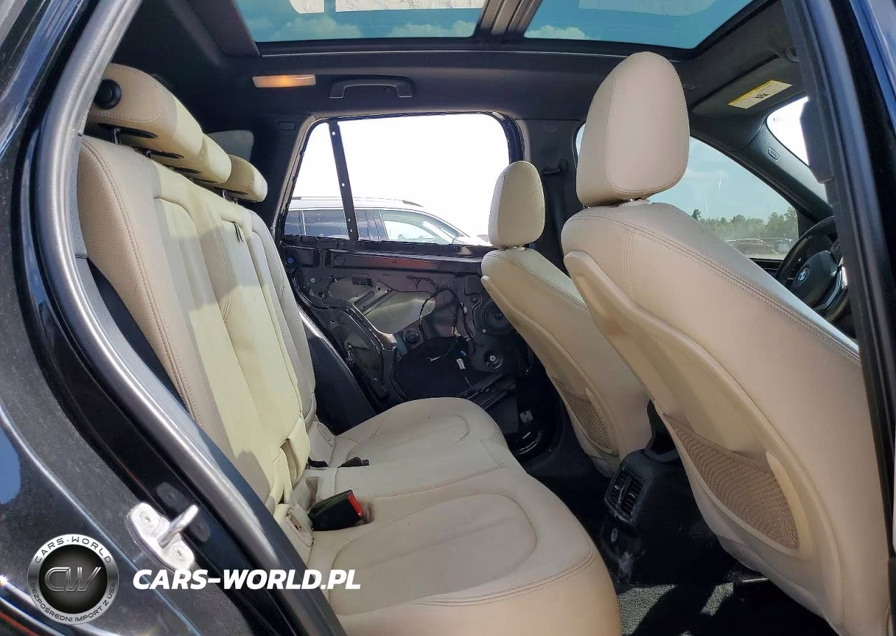 2017 BMW X1 Sdrive28I VIN:WBXHU7C33H5H37560 - 11