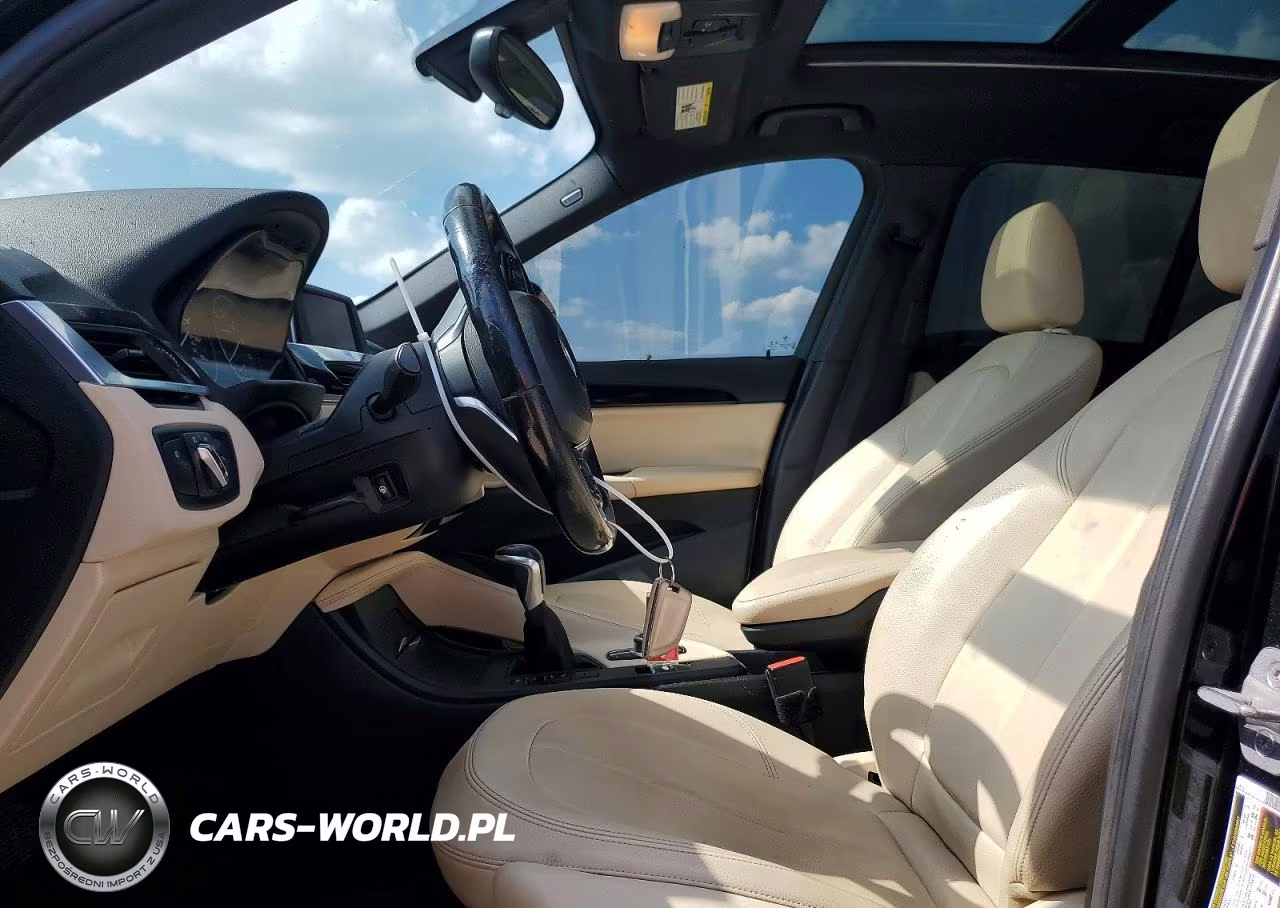 2017 BMW X1 Sdrive28I VIN:WBXHU7C33H5H37560 - 7