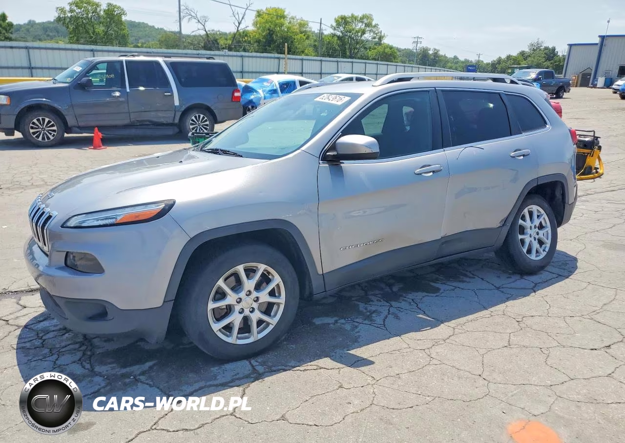 2015 Jeep Cherokee Latitude – zdjęcie 1 z 13