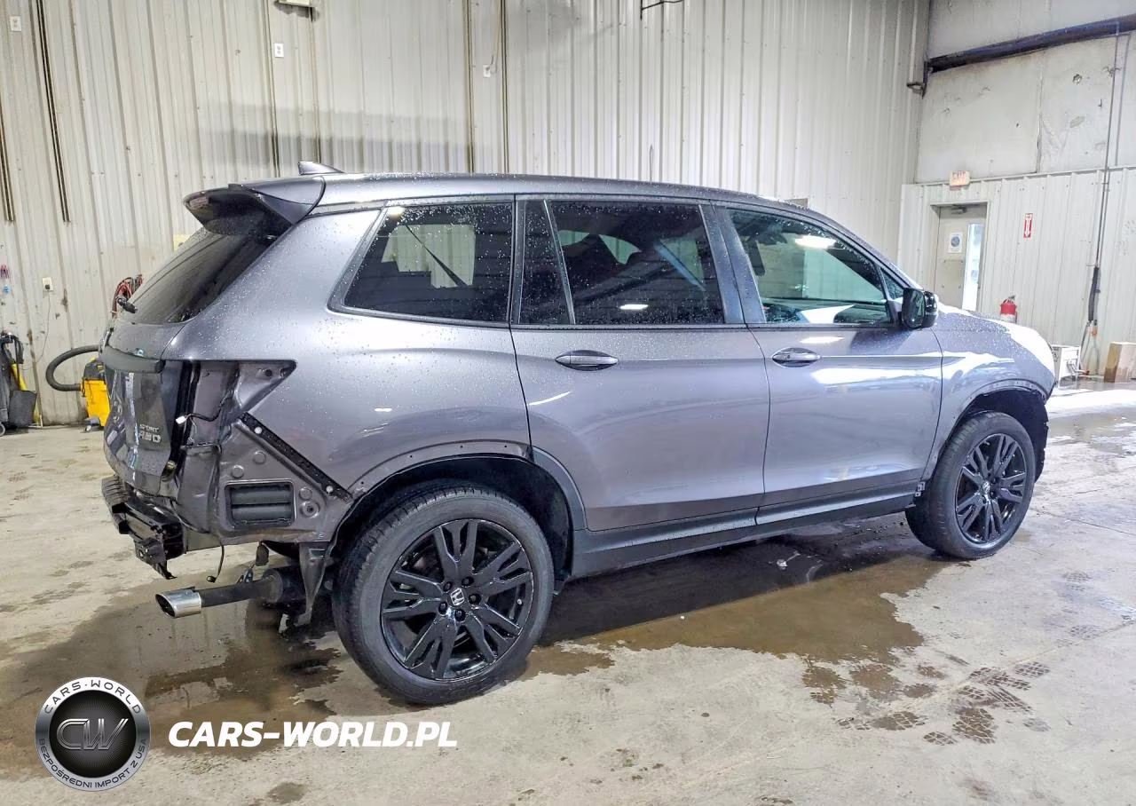 2021 Honda Passport Sport VIN:5FNYF8H23MB006498 - 3