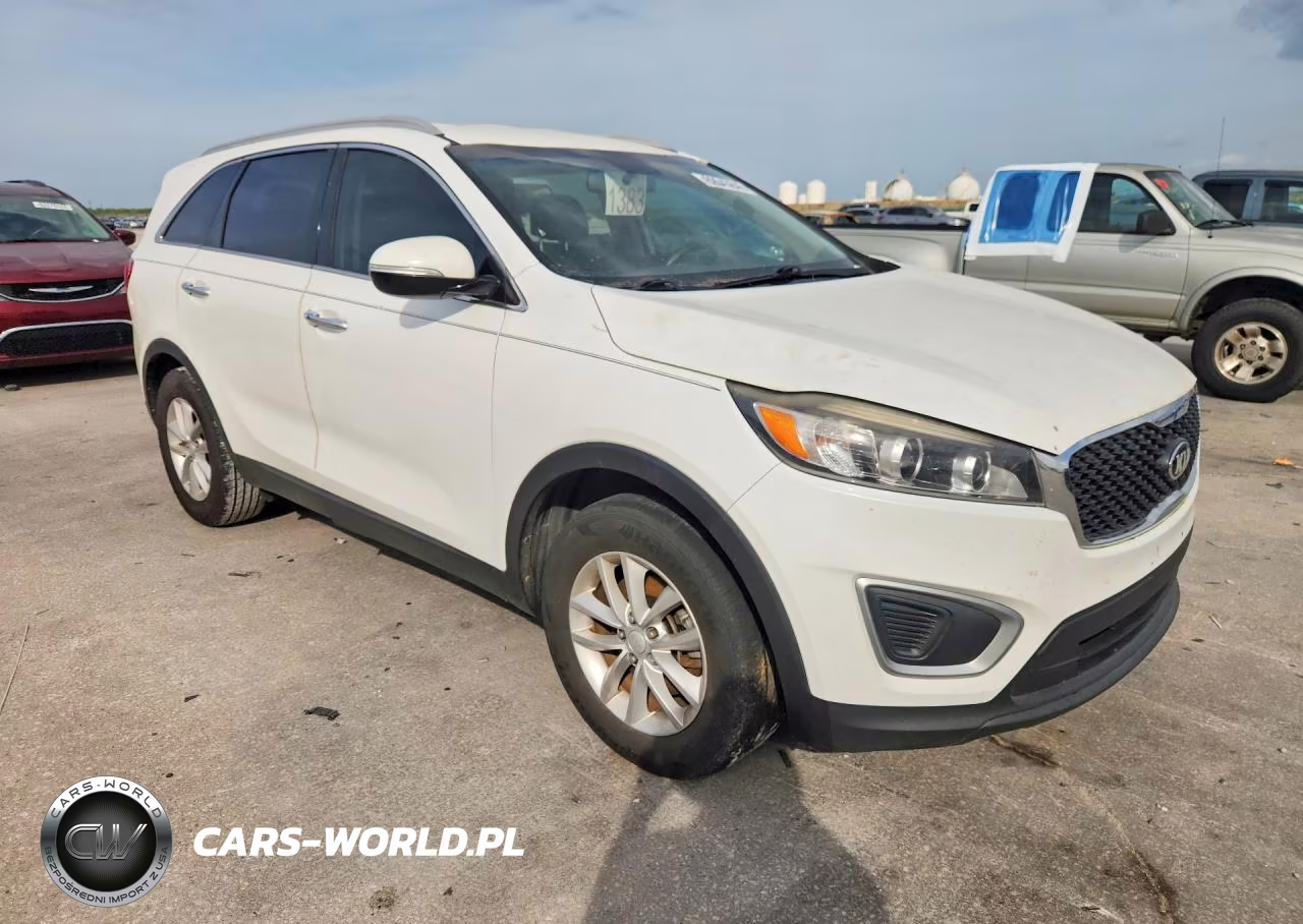 2017 Kia Sorento Lx VIN:5XYPG4A3XHG321947 - 4