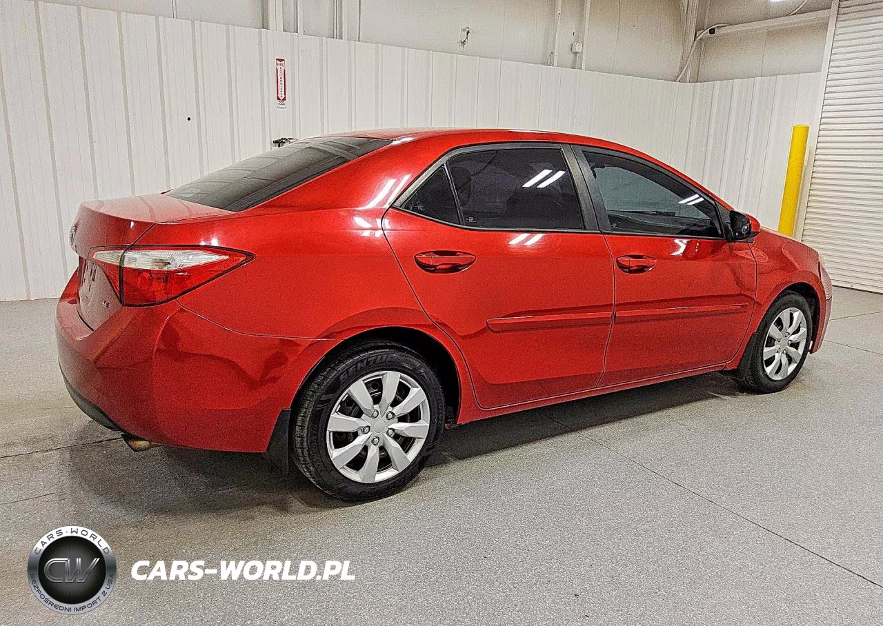 2016 Toyota Corolla Le VIN:2T1BURHE1GC677401 - 3