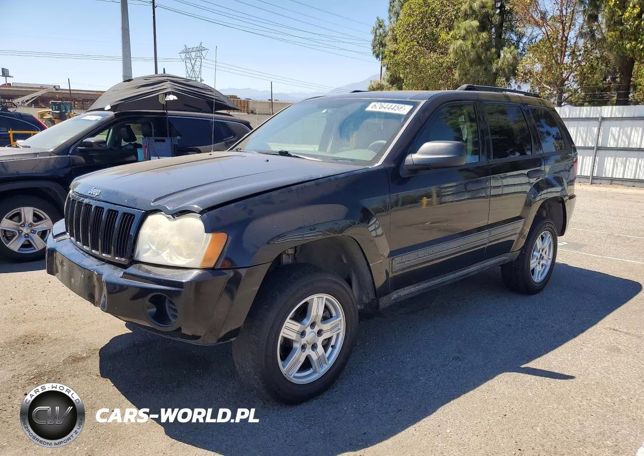 2005 Jeep Grand Cherokee Laredo