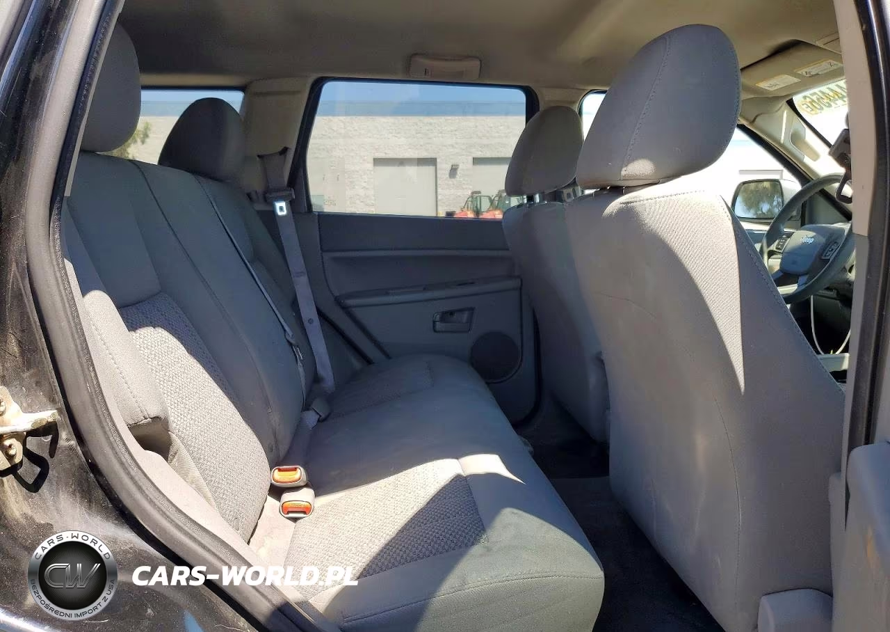2005 Jeep Grand Cherokee Laredo VIN:1J4GR48K85C709972 - 11