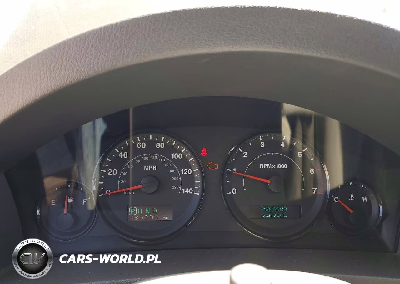 2005 Jeep Grand Cherokee Laredo VIN:1J4GR48K85C709972 - 9
