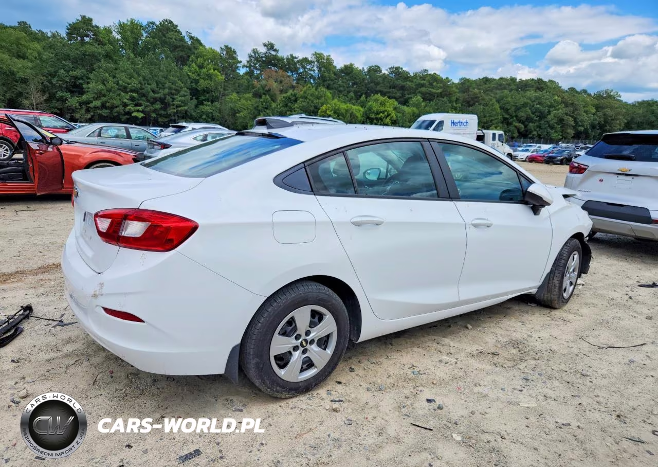 2018 Chevrolet Cruze Ls VIN:1G1BC5SM2J7173047 - 3