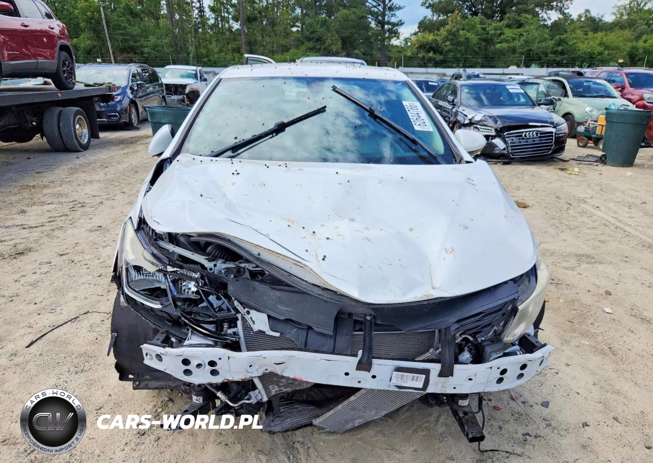 2018 Chevrolet Cruze Ls VIN:1G1BC5SM2J7173047 - 5