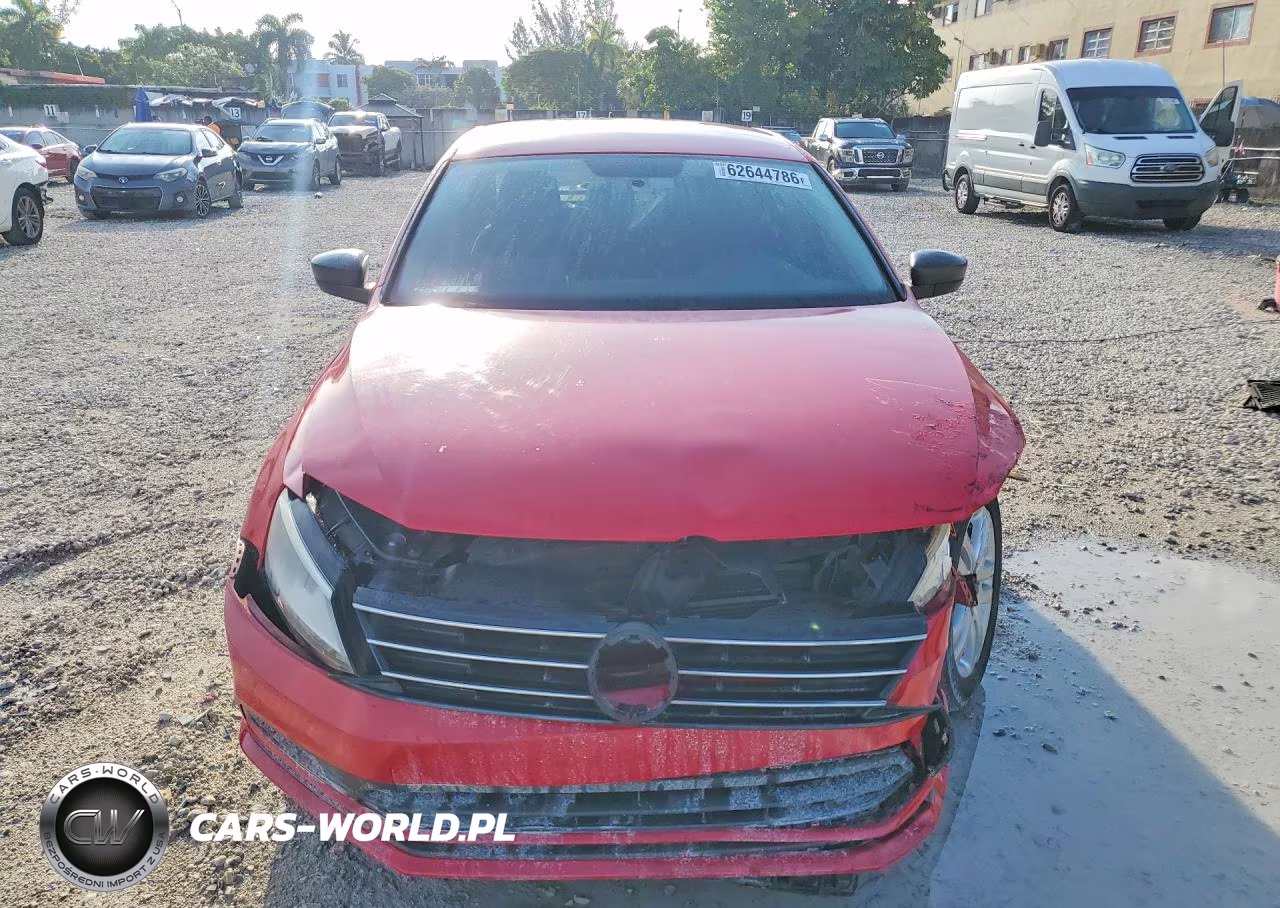 2015 Volkswagen Jetta Base VIN:3VW2K7AJ1FM218700 - 5