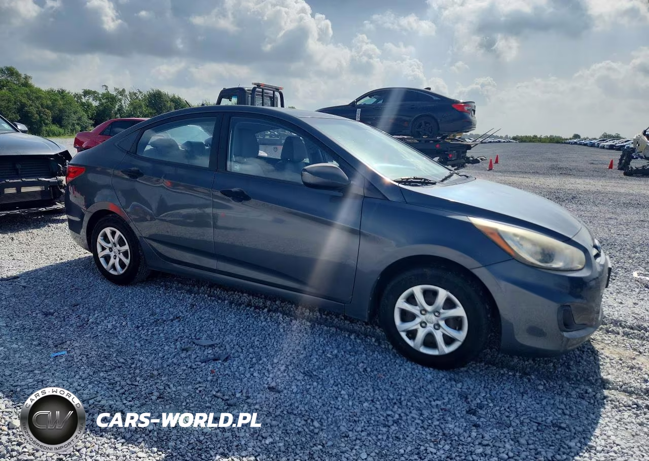 2012 Hyundai Accent Gls VIN:KMHCT4AE1CU084327 - 4