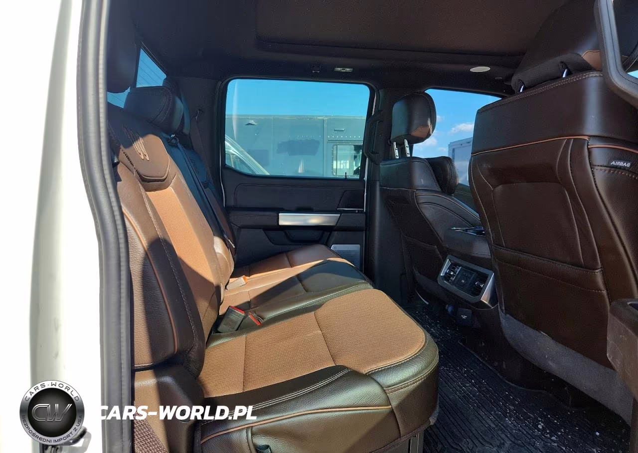 2024 Ford F250 Super Duty VIN:1FT8W2BMXREC85559 - 10