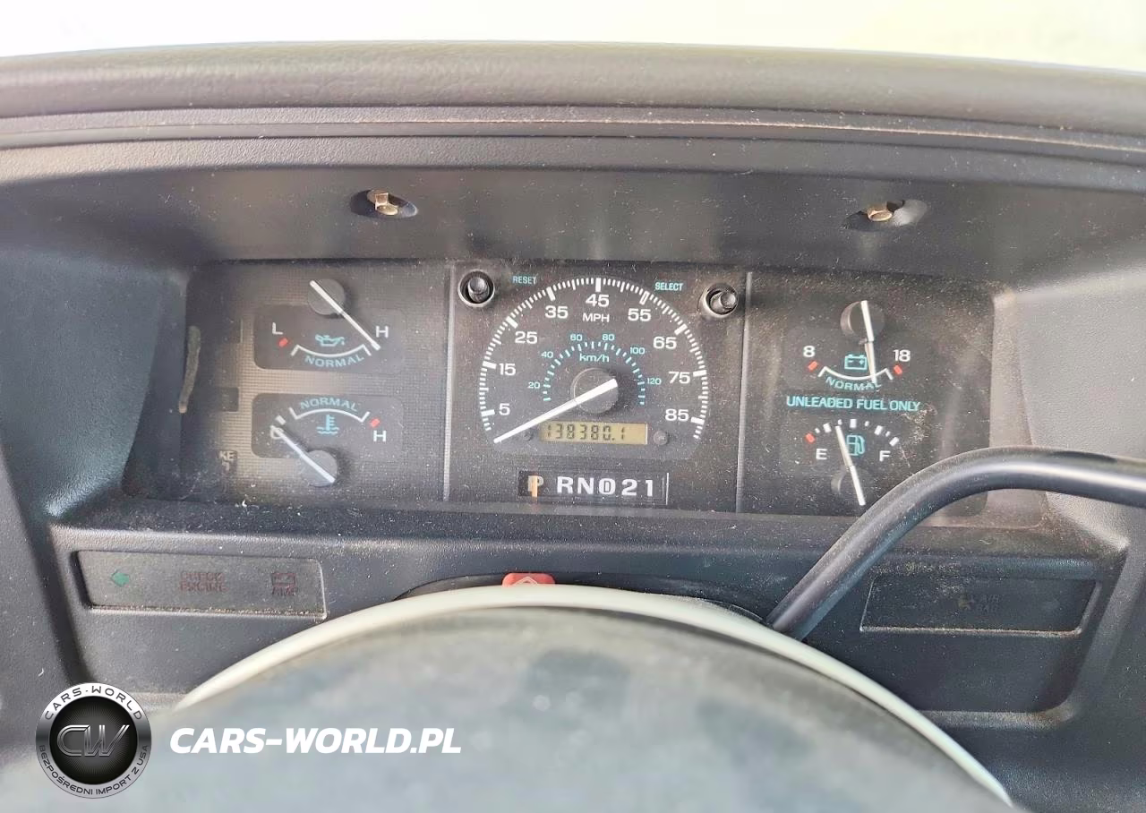 1995 Ford Econoline E350 Cutaway Van VIN:1FDKE30G1SHA48728 - 8