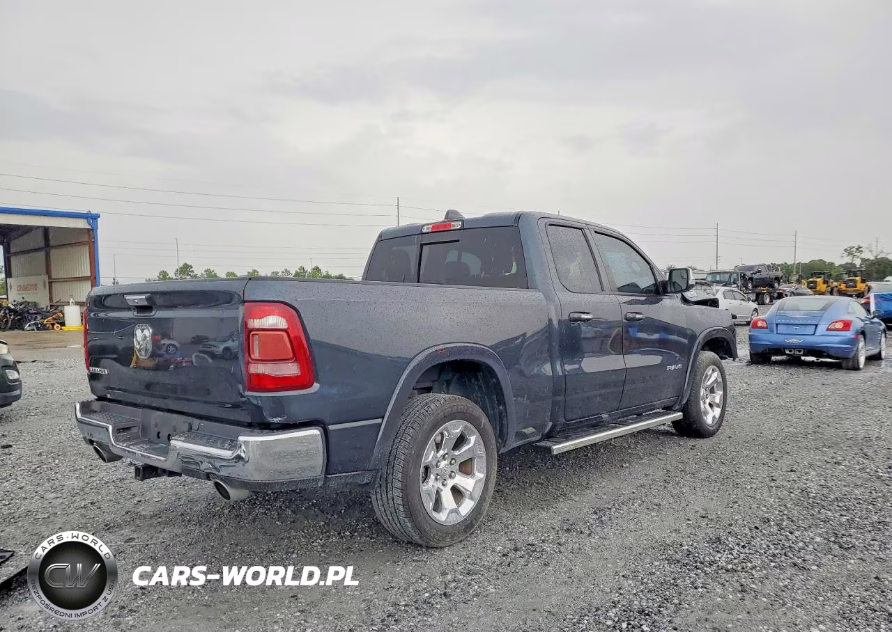 2019 Ram 1500 Laramie VIN:1C6RREDT6KN785720 - 3