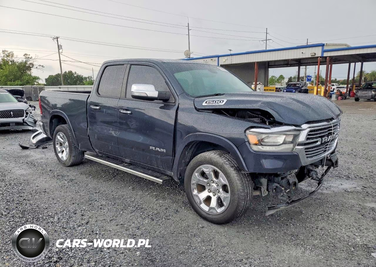2019 Ram 1500 Laramie VIN:1C6RREDT6KN785720 - 4