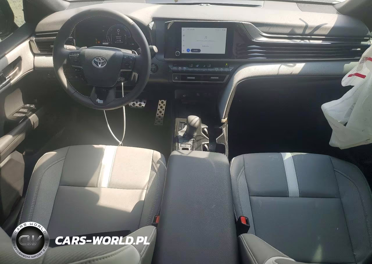 2026 Toyota Camry Se VIN:4T1DAACK4TU318780 - 8