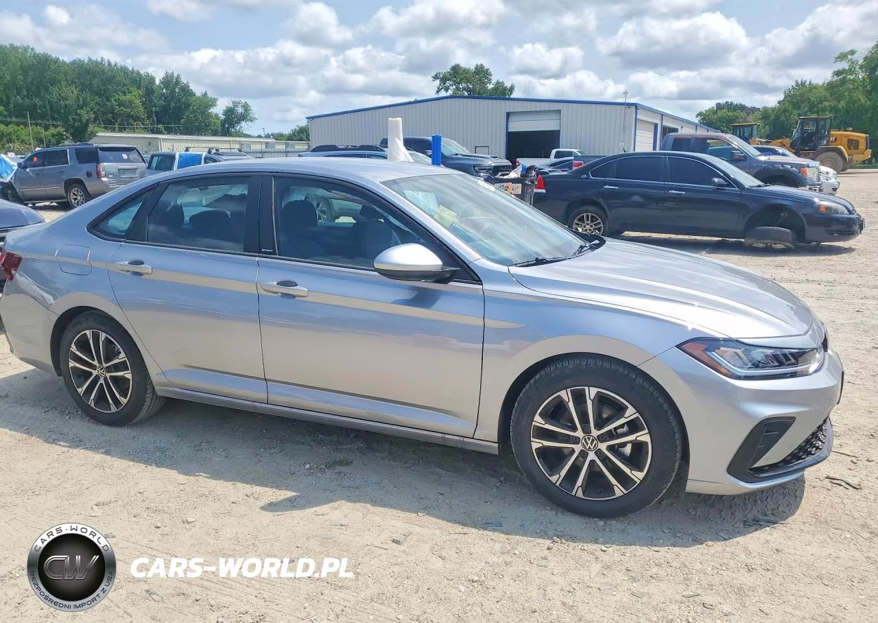 2026 Volkswagen Jetta Sport VIN:3VWBW7BU5TM006391 - 4