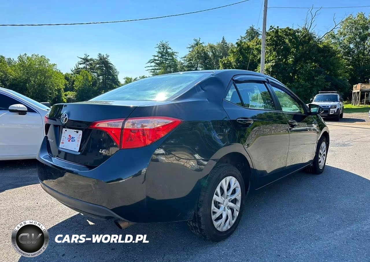 2019 Toyota Corolla Le VIN:5YFBURHE5KP867419 - 3