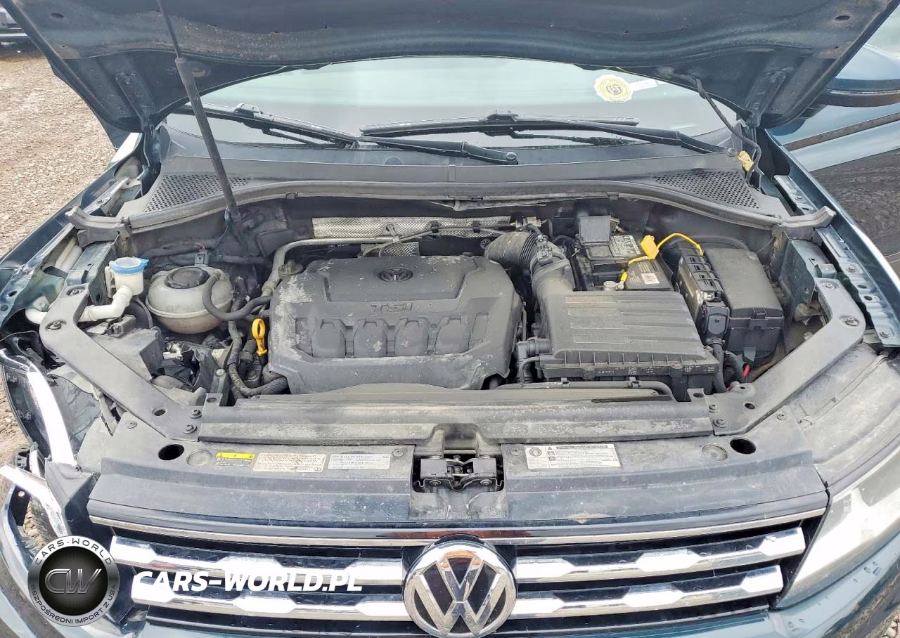 2018 Volkswagen Tiguan S VIN:3VV0B7AX9JM014543 - 12