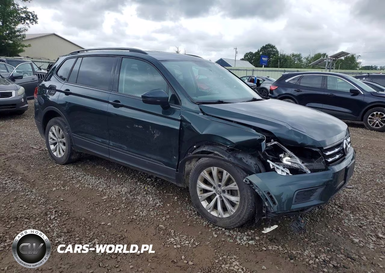 2018 Volkswagen Tiguan S VIN:3VV0B7AX9JM014543 - 4