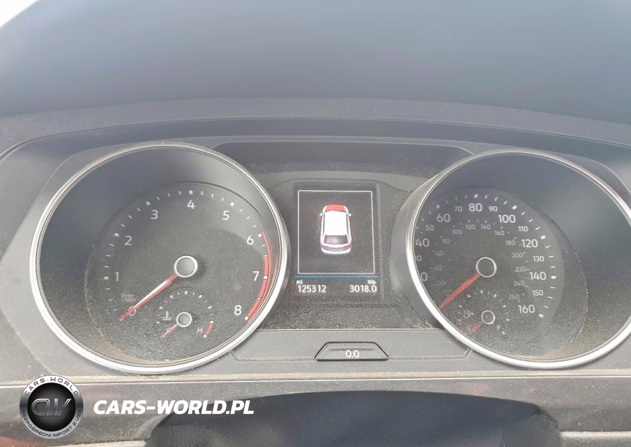 2018 Volkswagen Tiguan S VIN:3VV0B7AX9JM014543 - 9