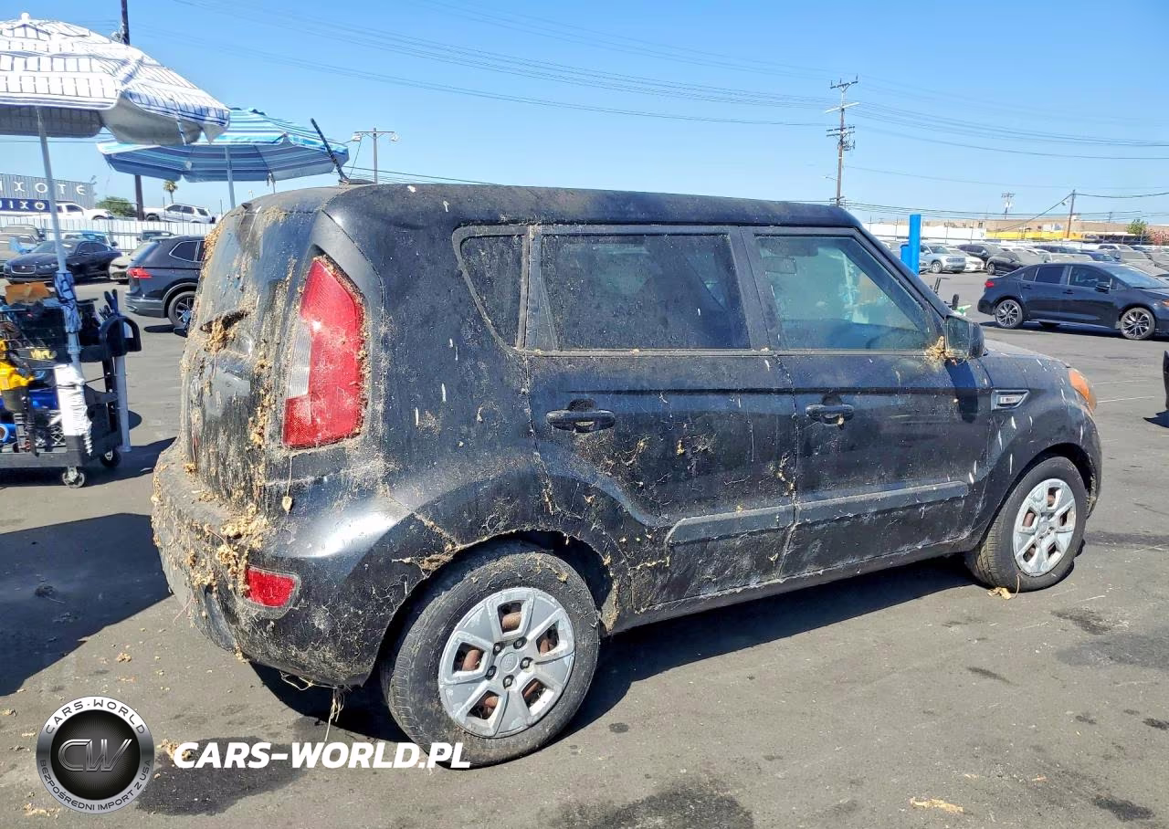 2012 Kia Soul Base VIN:KNDJT2A52C7455607 - 3