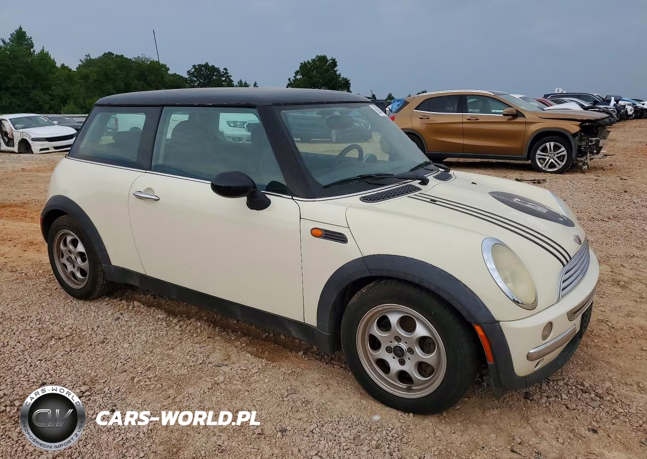 2003 Mini Cooper VIN:WMWRC334X3TE13318 - 4