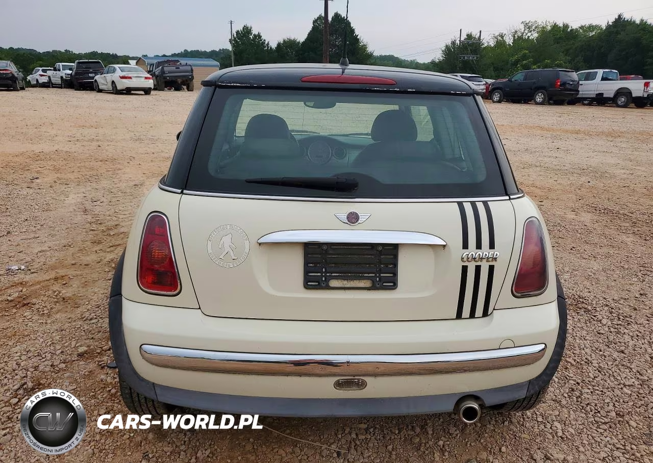 2003 Mini Cooper VIN:WMWRC334X3TE13318 - 6
