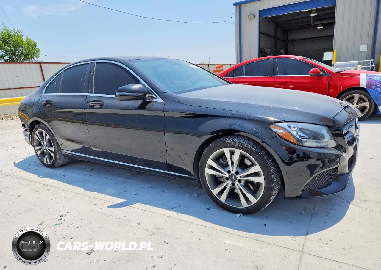 2017 Mercedes-Benz C 300 VIN:55SWF4JB0HU203661 - 4