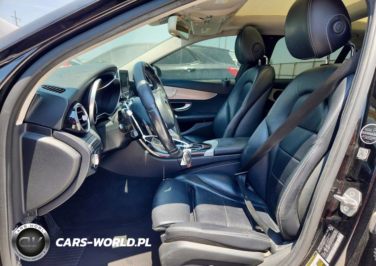 2017 Mercedes-Benz C 300 VIN:55SWF4JB0HU203661 - 7