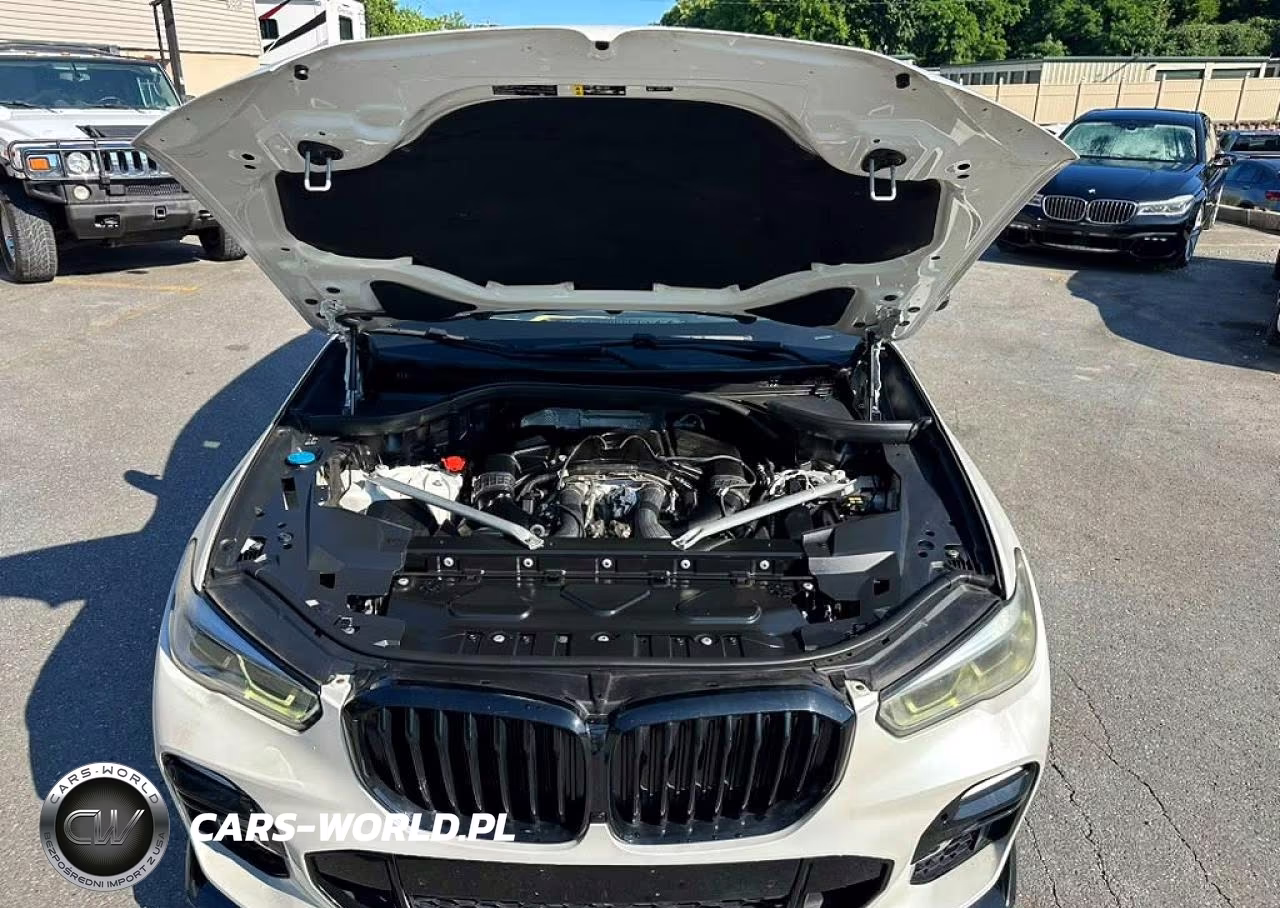 2019 BMW X5 xDrive50I VIN:5UXJU2C53KLN49994 - 5