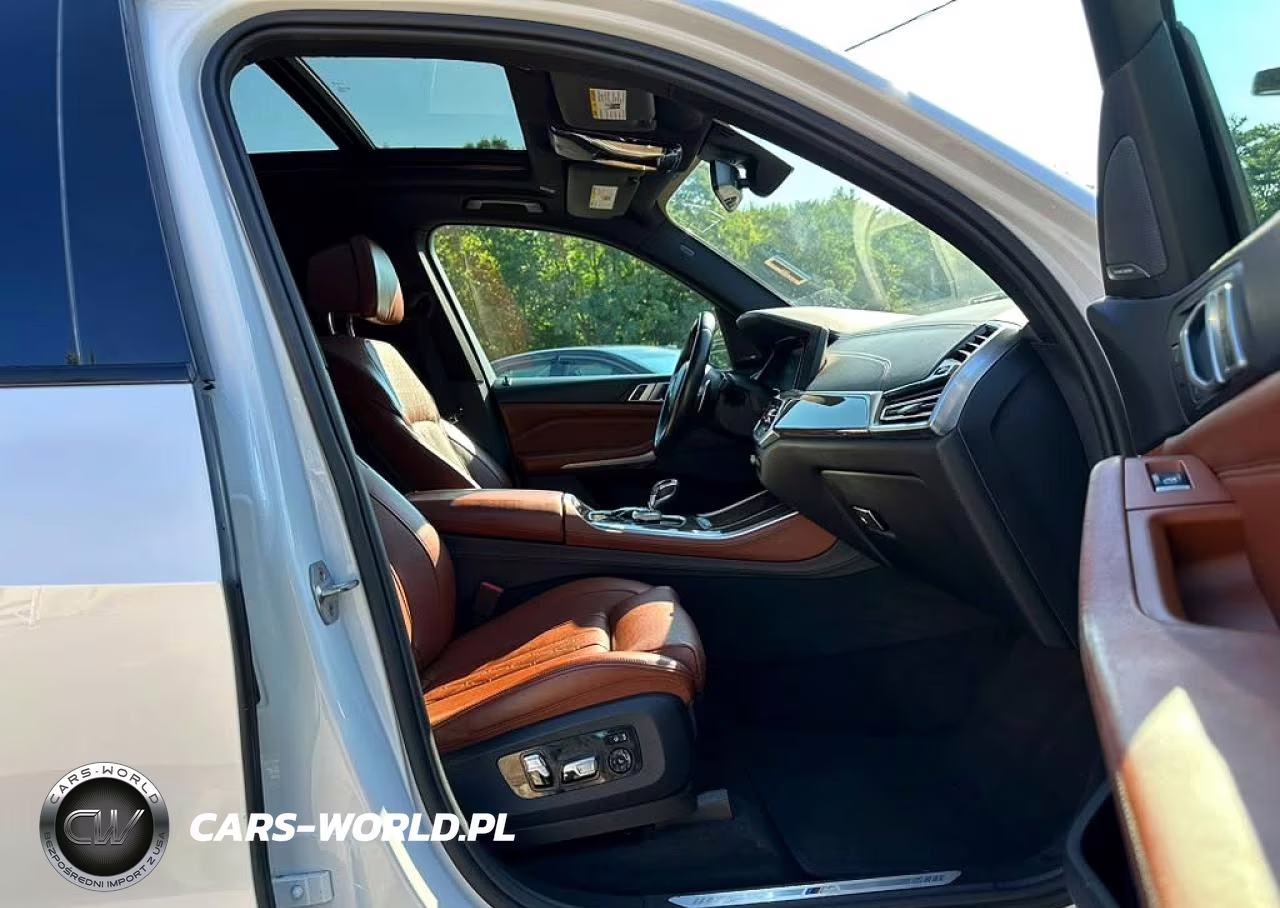 2019 BMW X5 xDrive50I VIN:5UXJU2C53KLN49994 - 7
