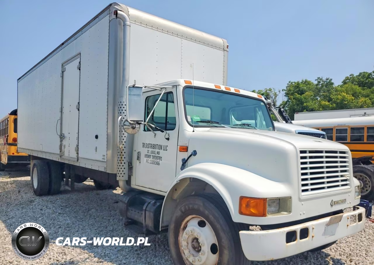 1999 International 4000 4700 - Box Truck VIN:1HTSCAAM9XH648166 - 4