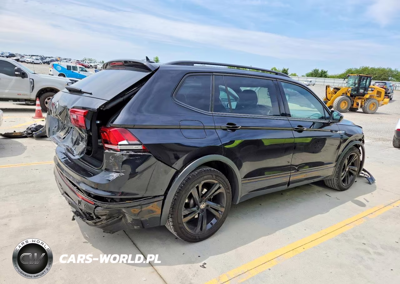 2024 Volkswagen Tiguan Se R-Line Black VIN:3VVCB7AX8RM059367 - 3