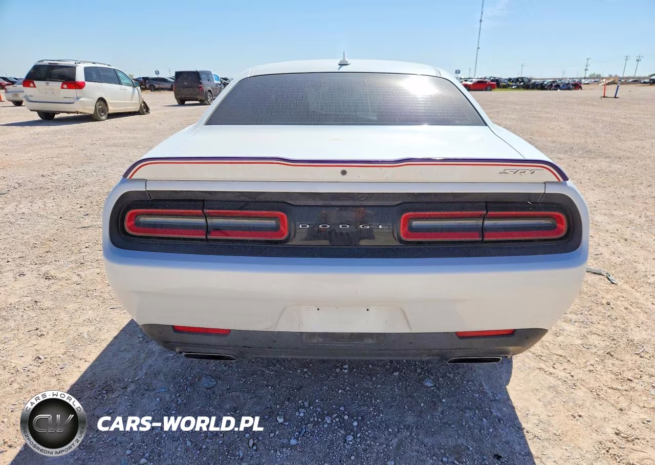 2015 Dodge Challenger Srt 392 VIN:2C3CDZDJ4FH910915 - 6