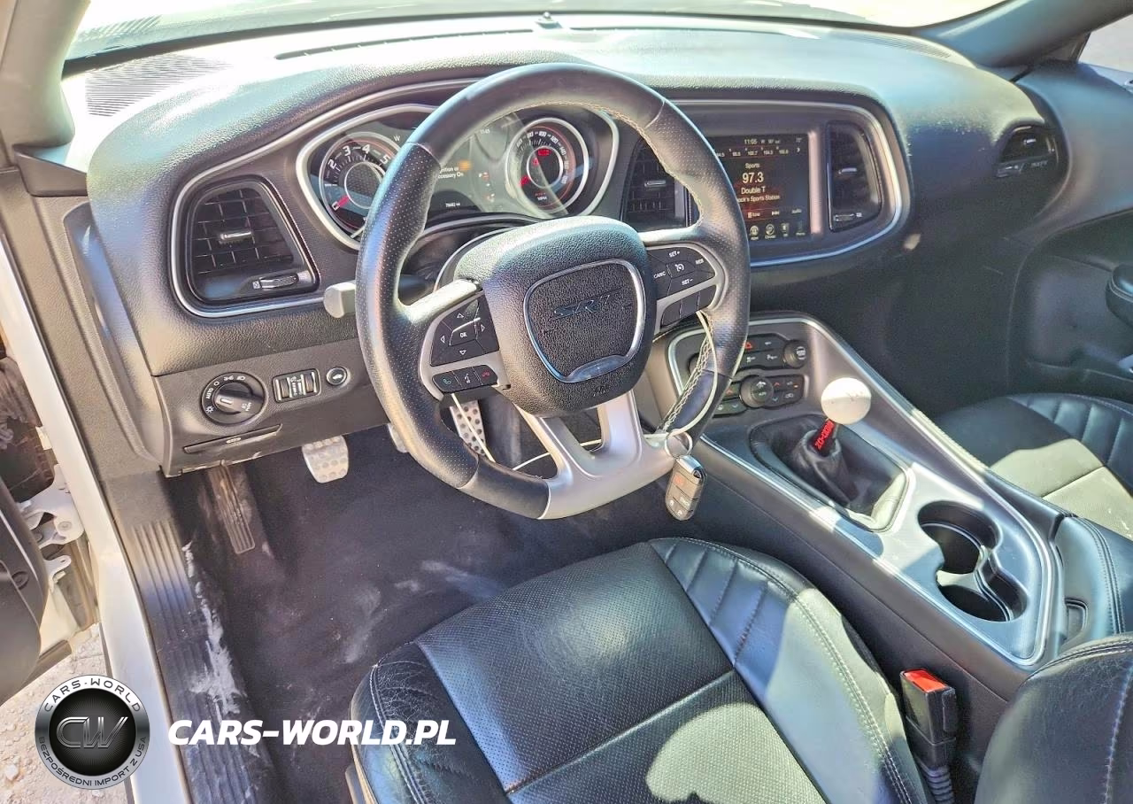 2015 Dodge Challenger Srt 392 VIN:2C3CDZDJ4FH910915 - 8