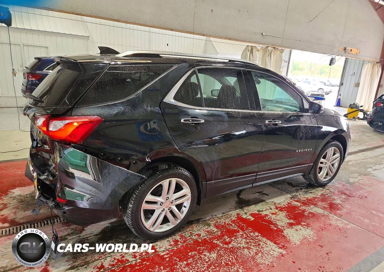 2018 Chevrolet Equinox Premier VIN:3GNAXWEXXJL390299 - 3