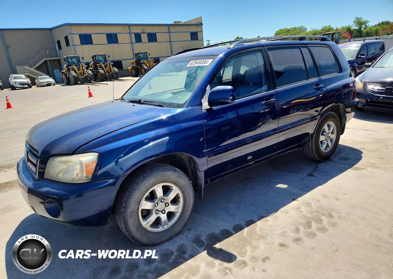 2004 Toyota Highlander Base