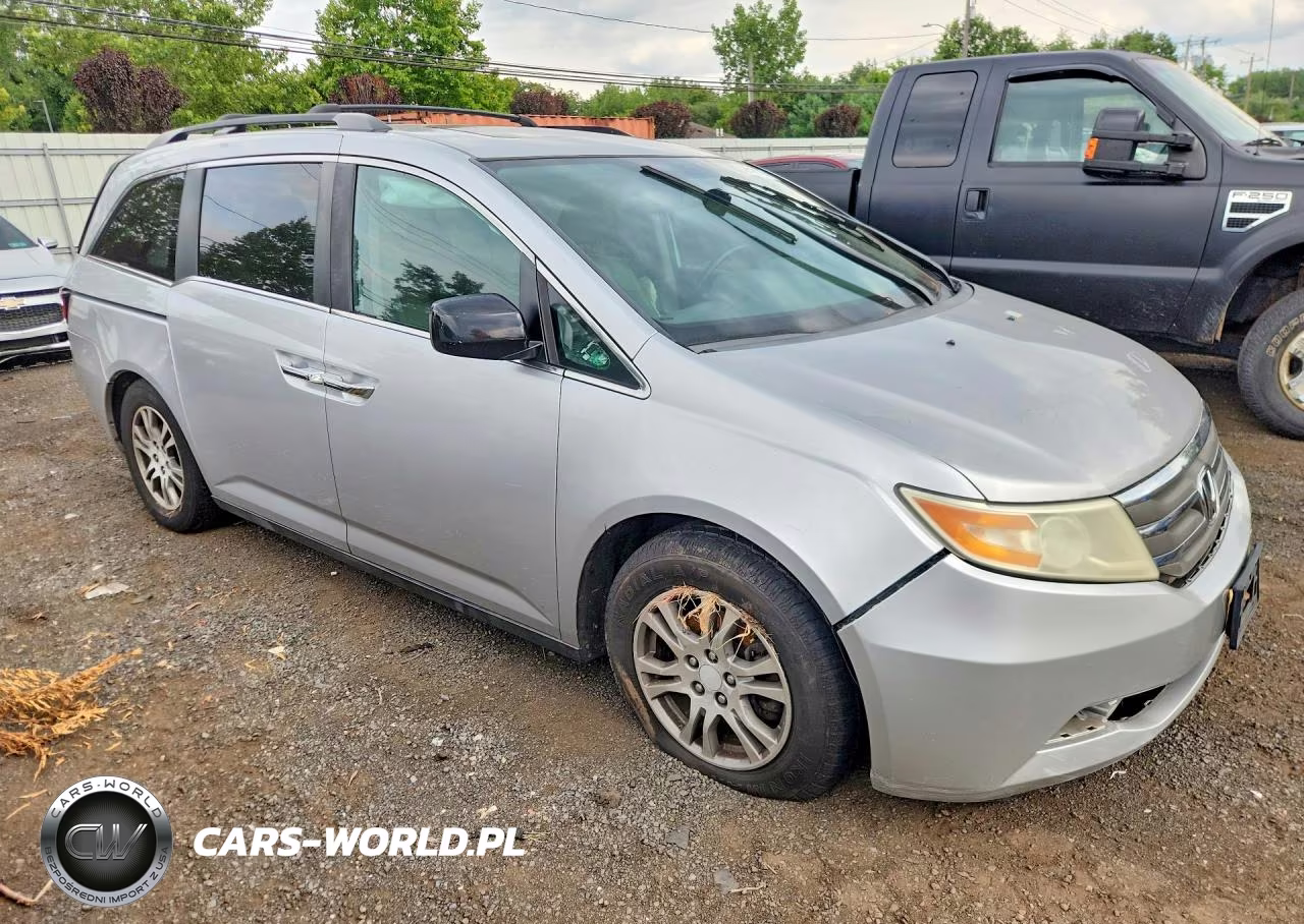 2013 Honda Odyssey Exl VIN:5FNRL5H62DB079781 - 4