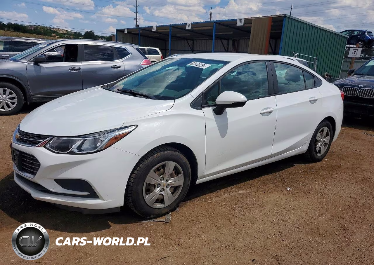 2017 Chevrolet Cruze Ls – zdjęcie 1 z 12