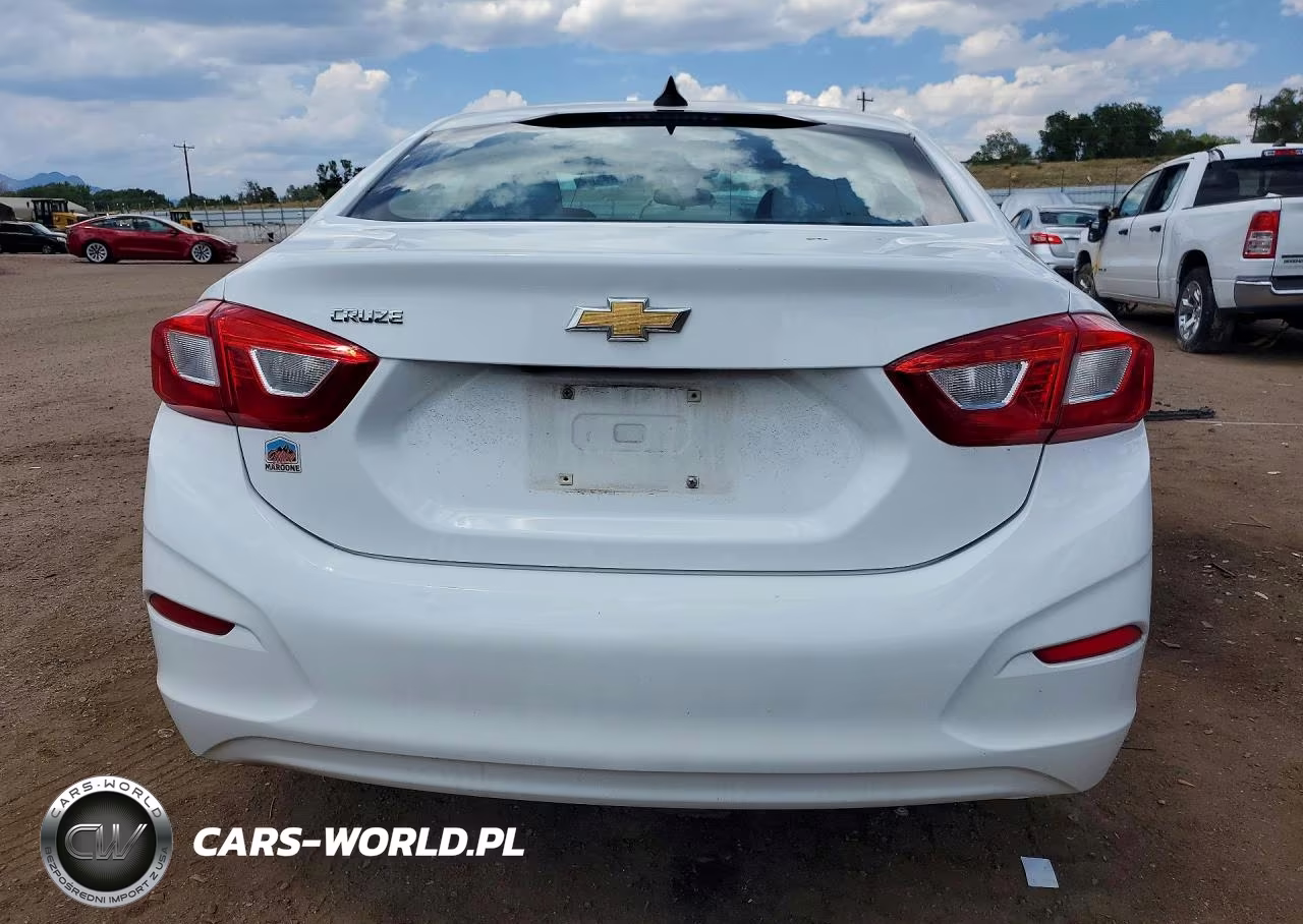 2017 Chevrolet Cruze Ls VIN:1G1BC5SM3H7108301 - 6