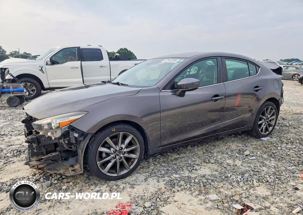 2018 Mazda 3 Touring – zdjęcie 1 z 13