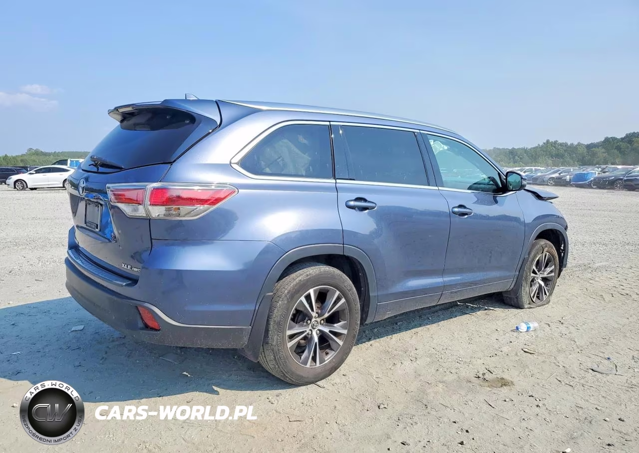 2016 Toyota Highlander Xle VIN:5TDJKRFH0GS308406 - 3