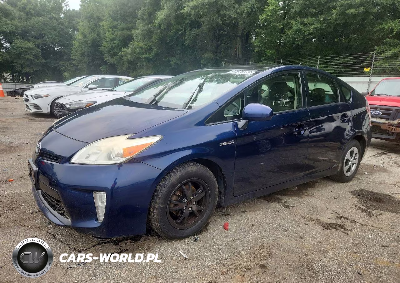 2014 Toyota Prius Three – zdjęcie 1 z 12